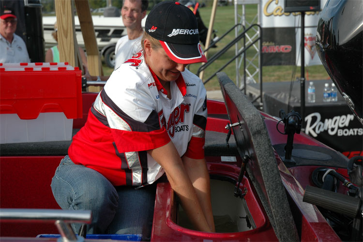 7421C495-B49B-4549-9399-FD268B791E98