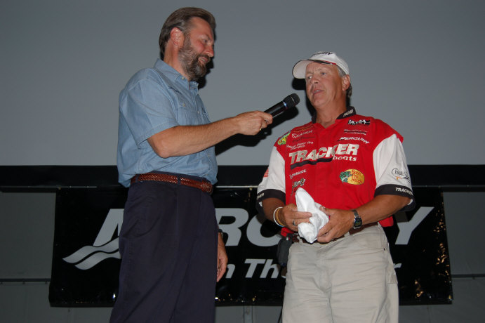 74453566-E6CF-4EB6-9D75-E8E56626FDE9