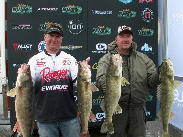 7449BEF2-29B6-430D-9996-2B46E7CB0EE2