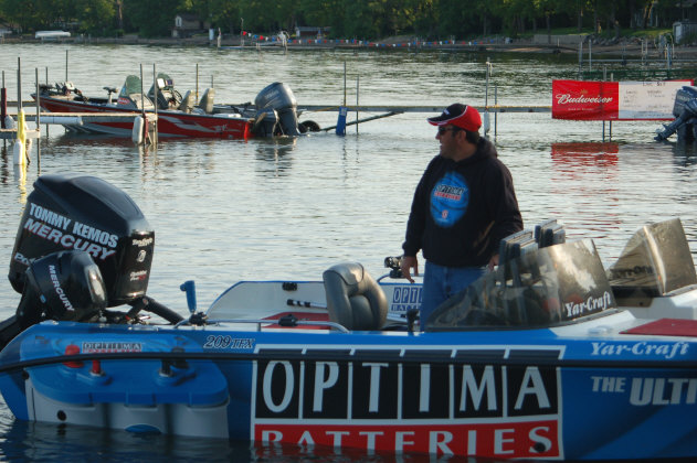 7497B352-146C-480D-955D-69BA0622BFF6