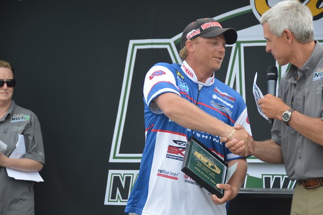 749CA37C-0B65-41B6-ABDE-0FB199CDAF47