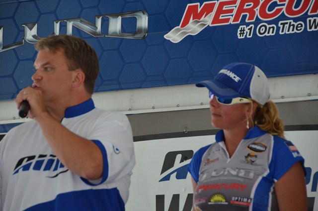 750ABD6E-7DD9-4EF5-AA58-36E1974045DD