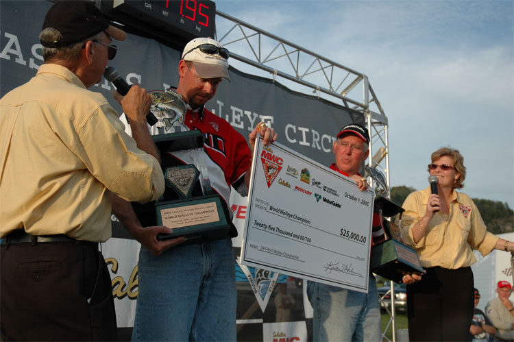 752DFEEA-1957-42F3-8B3B-2F5CA3456AA7