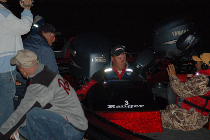 75C39384-1DFF-418C-9738-42EB82E9A09B