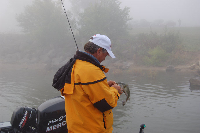 75D24E6D-1238-48E8-A76F-8FE49BF6822D