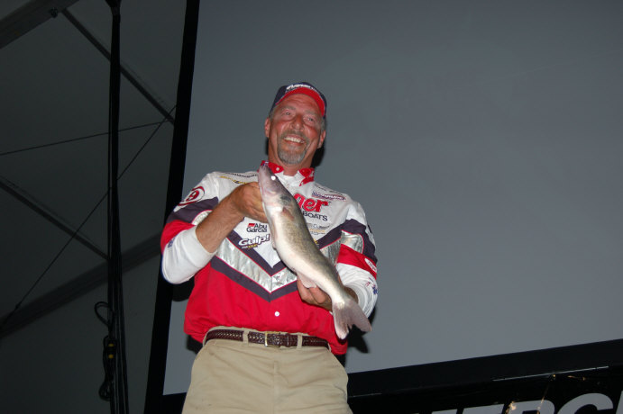 75D70DEC-D145-491D-9B6B-10DED4B9ECCF