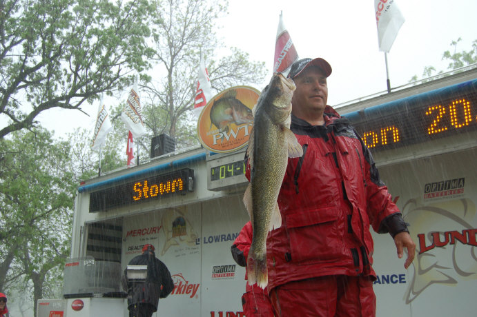 75DDEC7D-CA30-4680-91A6-151A208C29FD