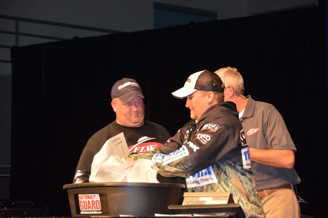 75EE9D88-DA2C-47DA-881E-376DF0169846