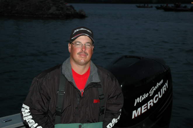 7653C88B-2F43-4CD4-90A8-07915041ABC7