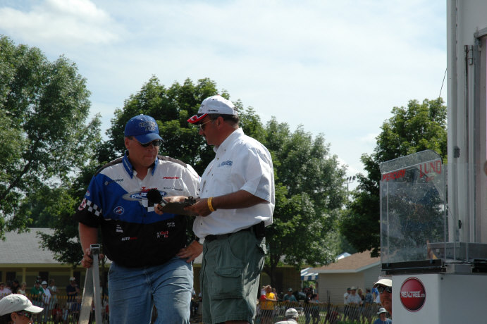 7655F2BD-9546-471C-B47A-37E8E41DA6F6