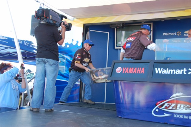 766E5531-4D21-429F-9FAE-014EFCCEDBDF