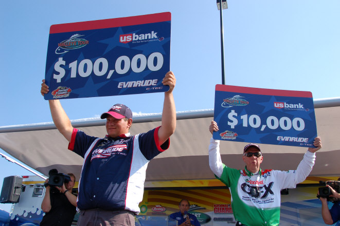 768CC74E-9CCA-4B74-AF0E-13085AF9E41A