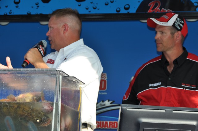 7694DECC-B5E5-42E6-BD20-D79AC4D987A1