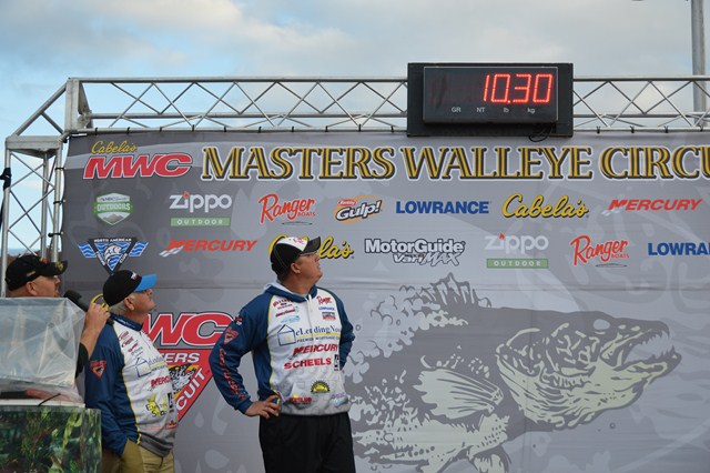 7696DB85-9258-4C42-A796-AE34E6ED962C