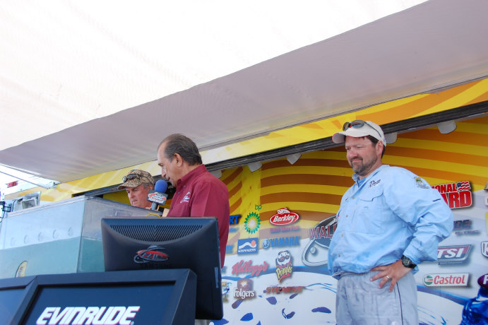 76DDABF2-954F-4D0D-BF38-152D8EDE25E9