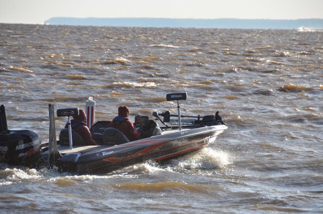 77025508-E33A-46B0-980C-03529A8CE957