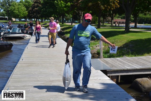 77148189-F310-4703-A05B-59D98D78E512