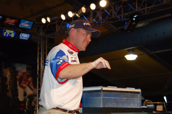 772DB64B-9DCA-49F3-8009-FBFA8A28B536