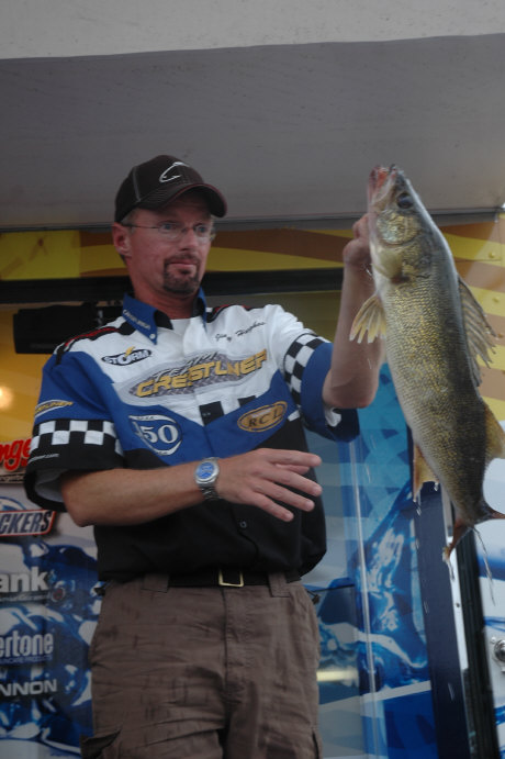 7740B52F-EB31-4D7E-B3A4-1053CDEE1369