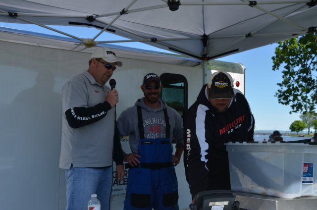 774C5361-40D1-4CE1-9767-DC502A947AD7