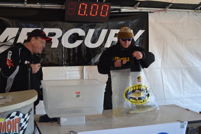 776F0E29-3F73-4EFC-9B83-2E90F6391D02