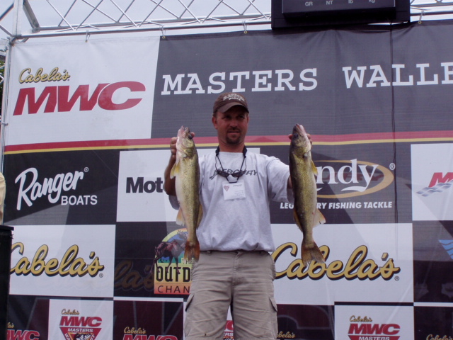 777BBCD0-BECF-4937-BFA7-624D870615F1