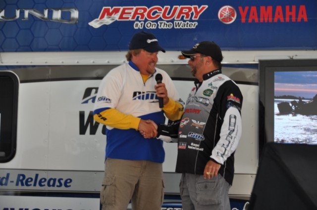 7785A0DF-ECF2-4F49-96C4-BC09B1921E5E