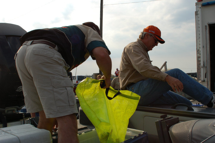 77E60245-3C15-44E7-A42D-7F2482FE5F5E