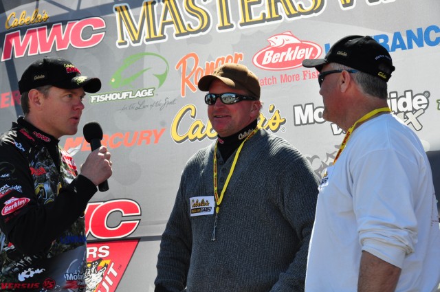 78104C3D-7663-43D4-9C0F-84E81FD13D1A