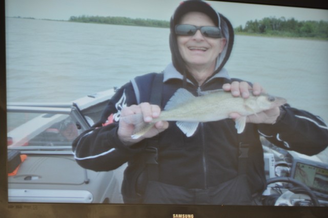 7842E049-4369-4966-958E-C332172EAF0E