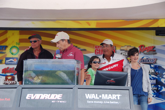 785B09BA-B735-47CD-A596-A68D879E4C8B