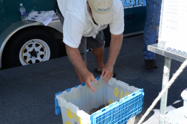 7861E96D-03F6-4E36-9AEB-31D395A8EE61