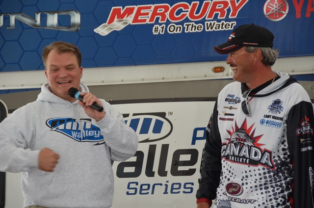 78AD895B-AF3D-4CF1-888A-92EEA3BF9124