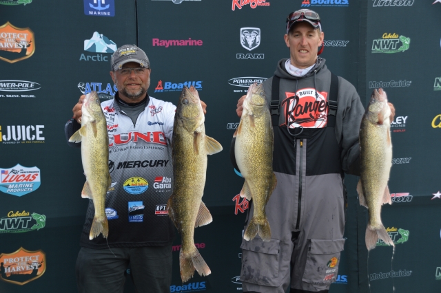 78B690E9-C0C8-4B24-866B-89822F87F8A2