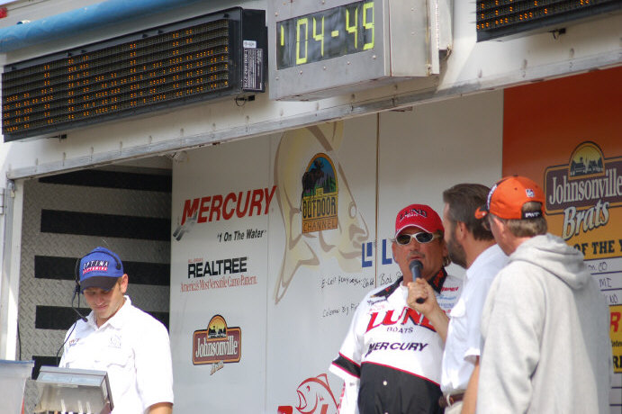 78D30958-B463-439F-9804-07466778730D