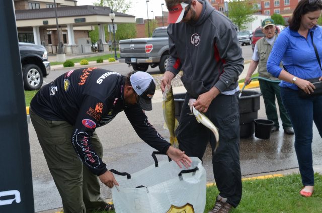 78D829AD-9131-4D49-B0B0-F8C7B46AE0AB