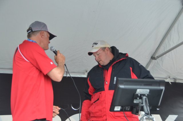 78D91644-9D1F-4723-B528-B14479FEEDE4