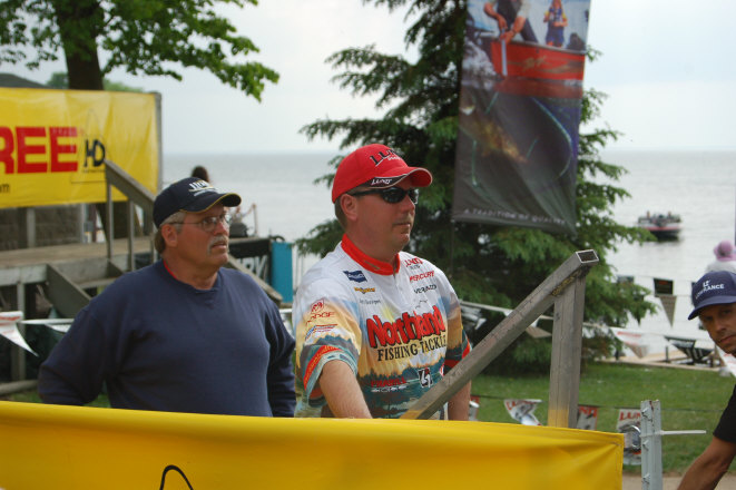 78EDFD8C-2F39-46E2-9BB1-17614020B754