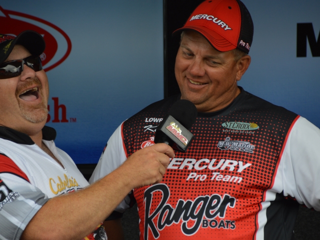 793DB60C-52ED-40DA-9FEA-FE86783FD3E2