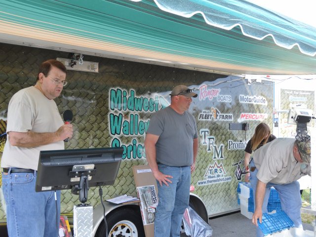 794B7FD9-93D3-4E9E-879C-2B118EC9450D