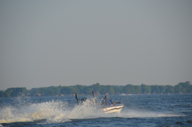 7954FAB4-EEF7-4E12-9A5E-64600123FA99