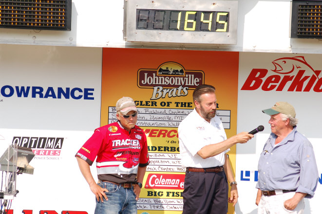 796B95FD-448D-48E0-A351-33E179C1DF29