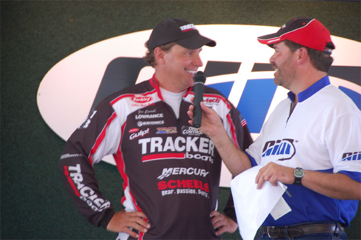 79B65C05-825B-4E75-A1DA-8571EEAF3625