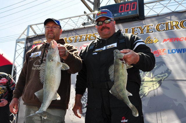 79C565BD-73F0-4B92-B751-9D22B7EF9343