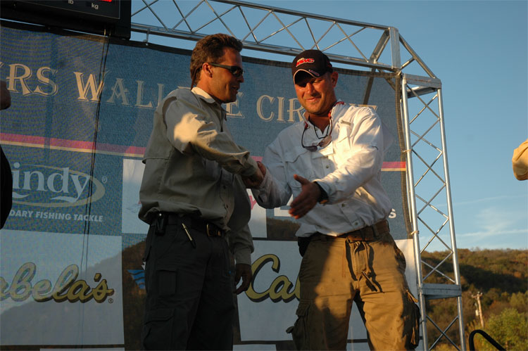 79C75B68-2609-4BF8-8094-9BCAD8D1A4EA