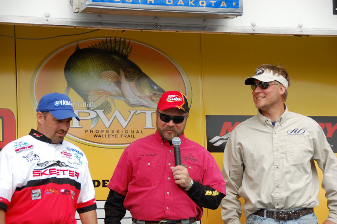 79D5D7F7-4CF2-4A1B-BD29-B8B5DB5BB393