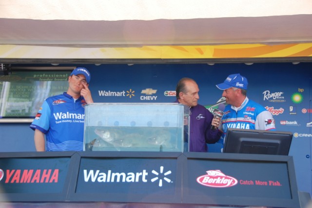 7A096DA1-2356-4C7D-B11E-E67976AC67E6