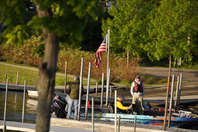 7A561A68-BE89-42E3-9B21-FF3C34C1B40E