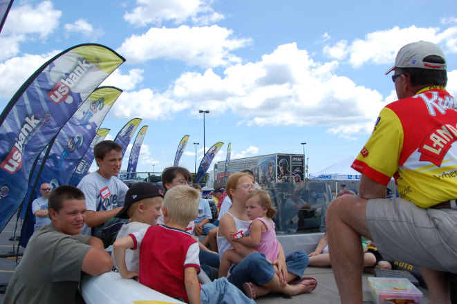 7A58C7A4-AB61-4AB6-89B3-69C3E7F64D81