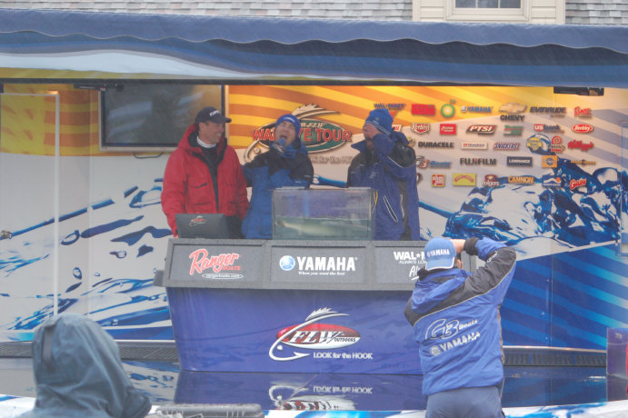 7A6E85B6-5373-494D-8F30-FC5179641652